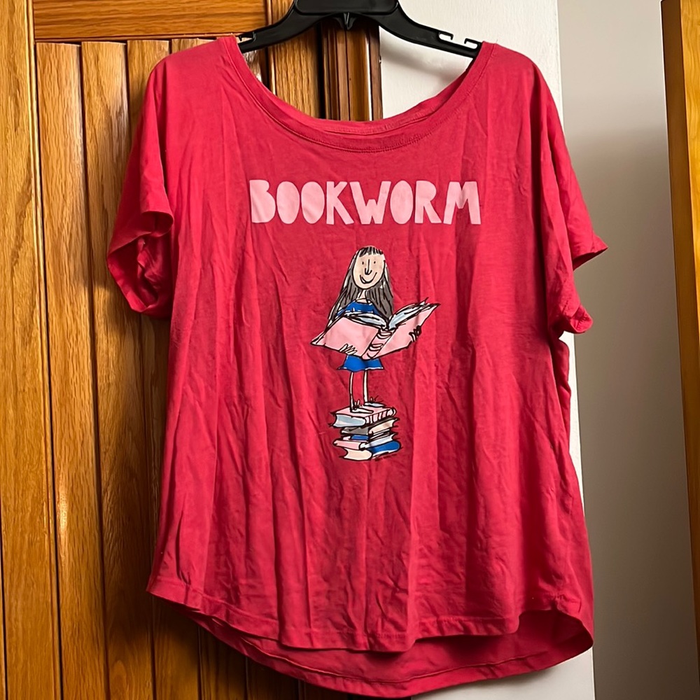 Bookworm tshirt
